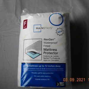 Mainstays Mattress Protector